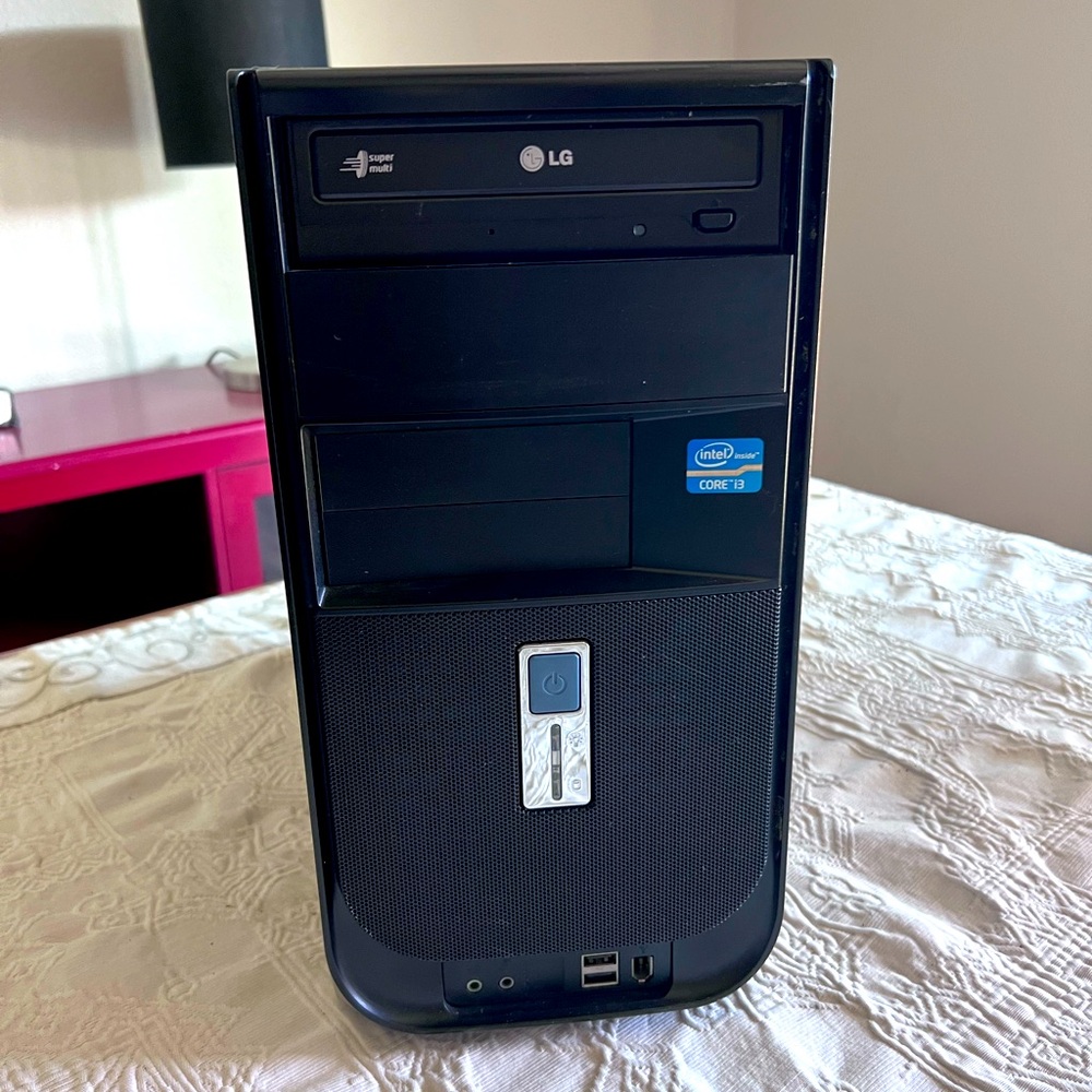 Intel CORE i3 Desktop LG  Super Multi Tower Serial #8924-i3SB-3.1